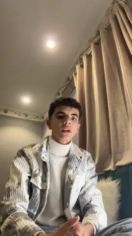 قف علي سنن المختار من نسبٍ🤍