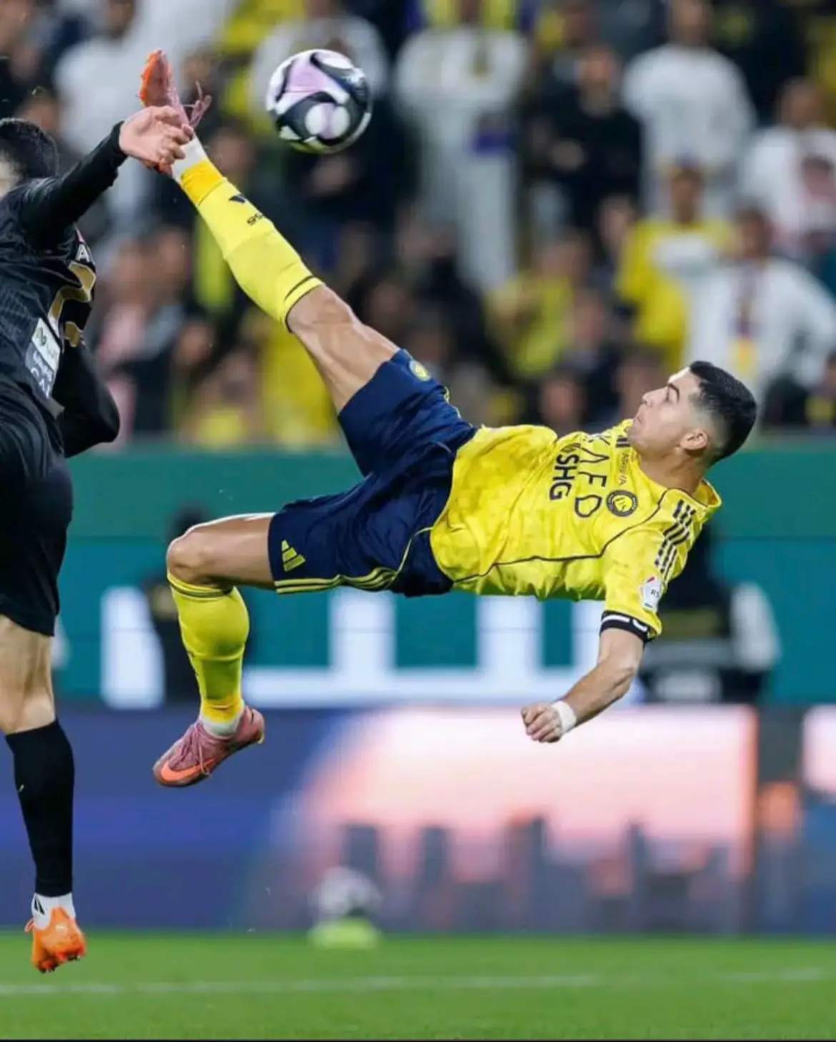 #fypviral #footballtiktok #cr7 #suuuuuuuuuuuuuuuuuuuuuuuuuuuuuuuuuuuu #cristianoronaldo @CR7 DAUGHTER✨🦋 @TOPIDO @TikTok 