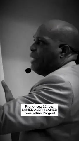 Astuce pour attirer de l’argent #chocolatdesfilles #afriquetiktok #traditionafricaine #spiritualiteafricaine 