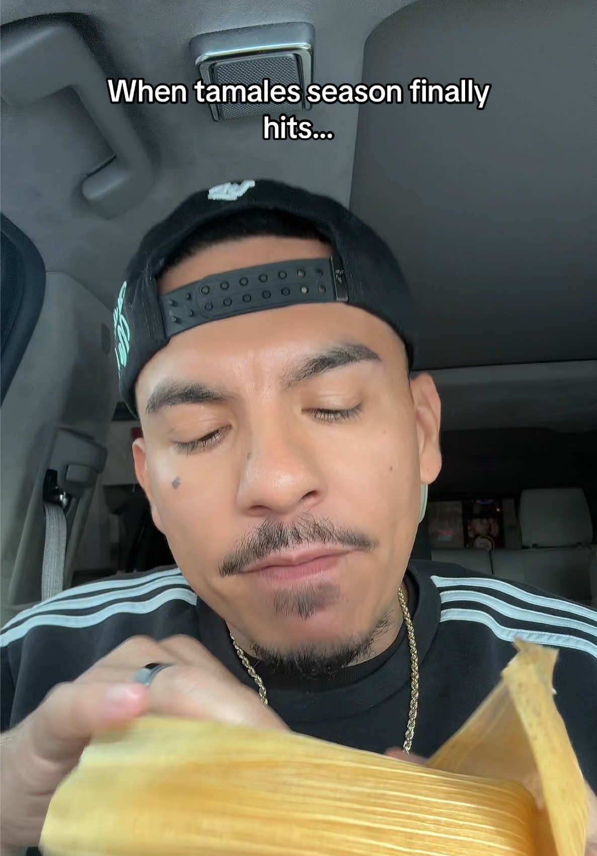 This tamal understood the assignment 😤🌽 #theaguilars #tamales #food #fyp 