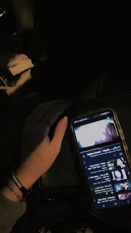 صرت افضف النفسي لاني عارف مستحيل  احد يفهم حجم ..  الضياع الي بداخلي .