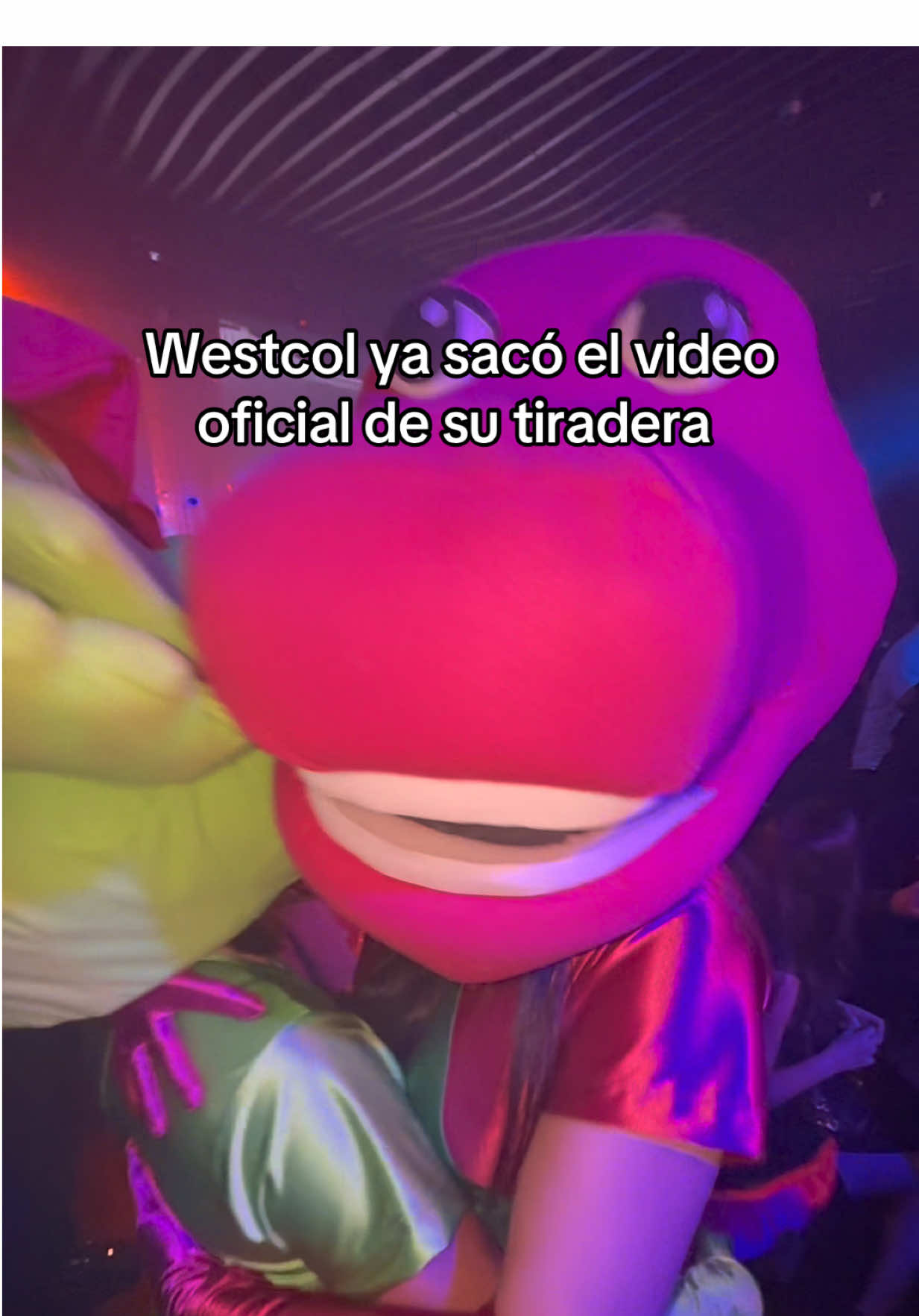 Oficialmente Westcol acaba de entrar a la tiradera con pirlo😂😂. #westcol #tiradera #pirlo #blessd #wreals 