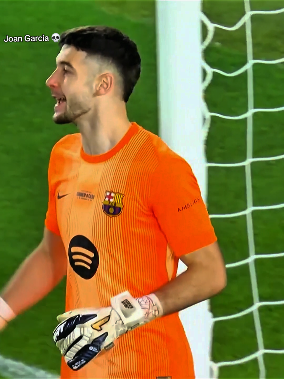 JOAN GARCIA🧤 . . #joangarcia #fcbarcelona🔵🔴 #viscabarca🔴🔵 #pourtoi #fyp 