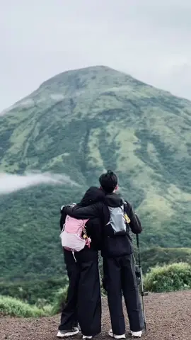 kamu kapan? #mountaindate #gunungkembangvialengkong #gunungkembang 