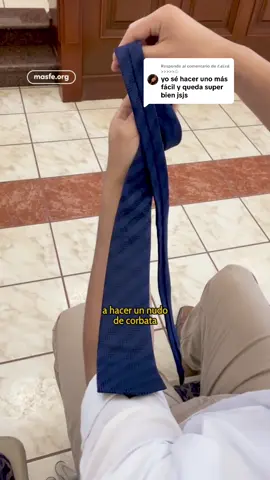 Respuesta a @𝓔𝓭𝓲𝓽𝓱 >>>>>☆ aquí te enseñamos a hacer uno más sencillo y práctico. Espero les ayude ❤️ #corbatas #nudos #iglesia #hombrescristianos 