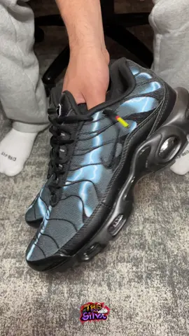 Black on em nosso site 20 off + perfume de brinde garanta já o seu na @tnsdosilvaoficial #tn #tnplus #tn1