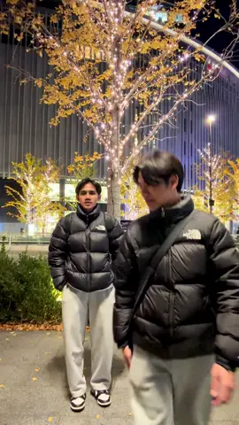 saking pusingnya mikirin negara, baru bisa Wake Me Up When September Ends 🍂#autumn #greenday #thenorthface #nuptse 