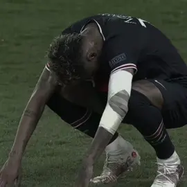 تضحكي ودوري #naymar #كرة_قدم #barcelona #fcbarcelona #fyp 