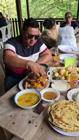 #personaje el camarografo míster temas jajaa