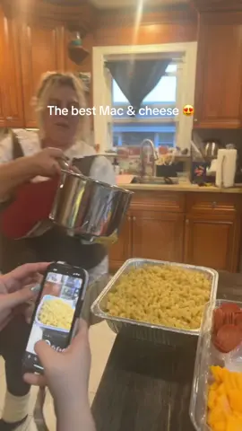 @manda Made Mac and Cream