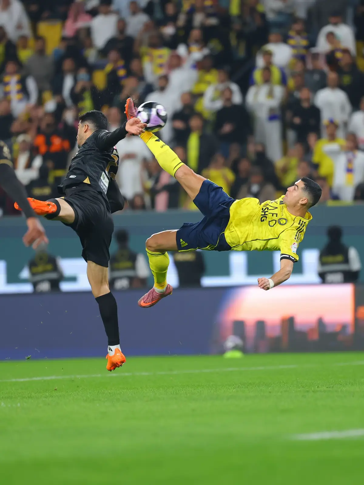 #Ronaldo doing Ronaldo things. 🐐 #NassrStateofMind #النصر #alnassr #fyp 