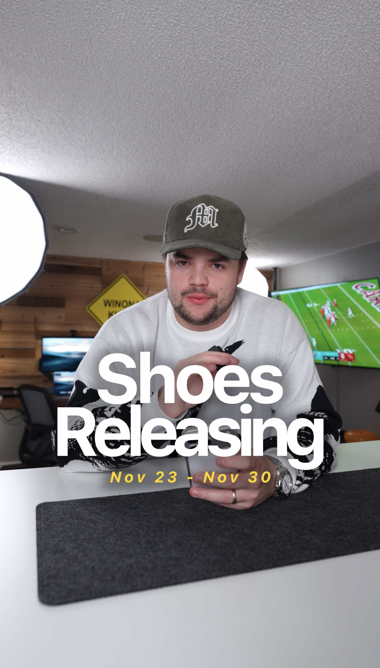 are you STILL grabbing them?🐈‍⬛                   #sneakernews #sneakerrelease #shoesreleasing