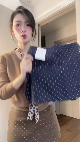 Chân váy dạ chấm bi dáng ngắn siêu hot năm nay#chânváy #chânvayxinh 