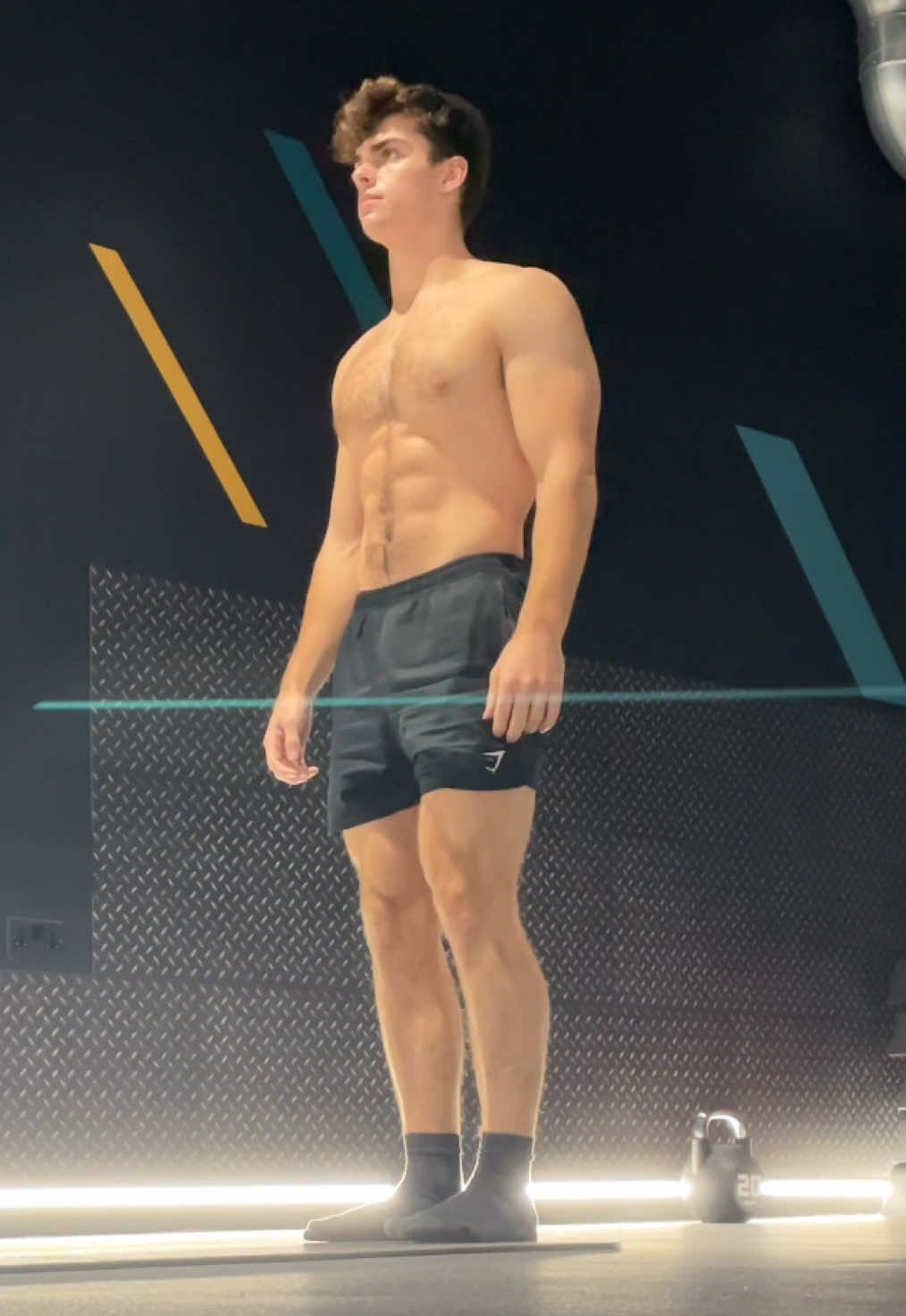 Become comfortable in the uncomfortable! #stretching #flexibility #splits #GymTok #Fitness 