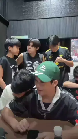 มาแจกแล้วคับ นำไปตัดคลิปอะไรได้หมดเลย ไม่ต้องซีอาร์ให้  #bangsaenfightclub #บอสเบลล์ที่อยู่บางแสน #fyp #แจกคลิป #phettechin 