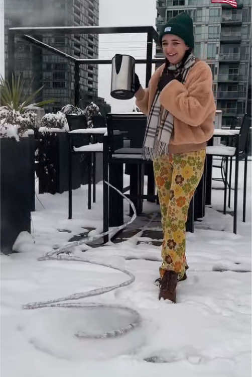 Winter is a magician#ice #satisfying #fyp #asmr #relax 