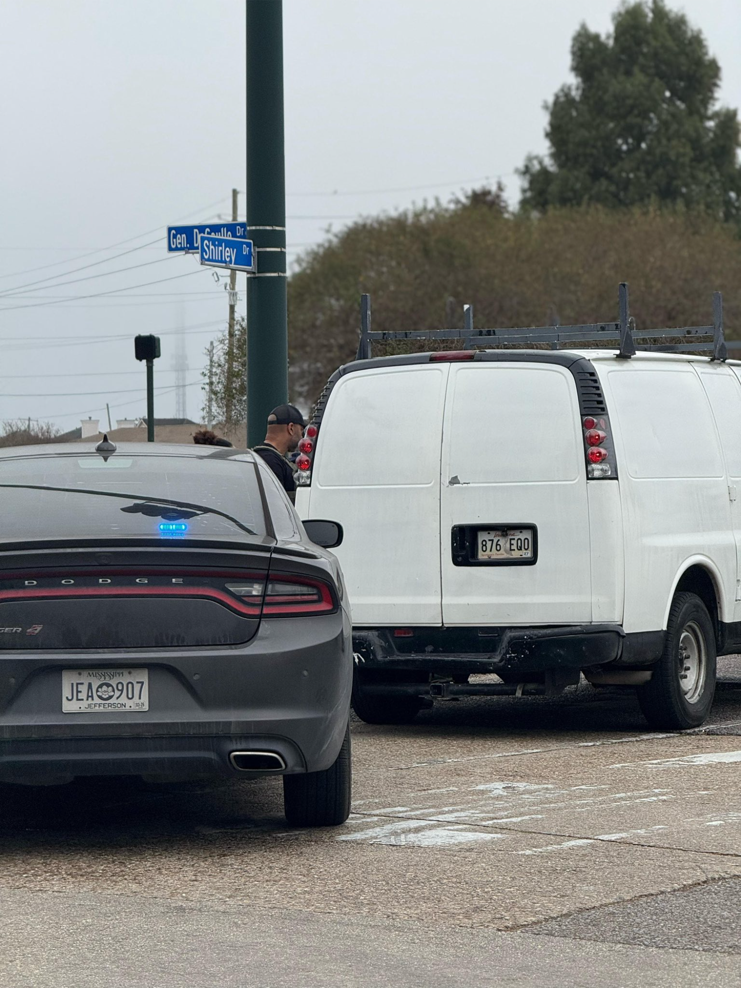Agentes federales ya están en la región preparando un amplio operativo migratorio. Grupos comunitarios alertan sobre desinformación y recuerdan la importancia de saber tus derechos. #Noticias #NoticiasTikTok #NewOrleans #Louisiana #Inmigracion #Noticiero #BorderPatrol #Abogado #Leyes #Derechos #Ciudad