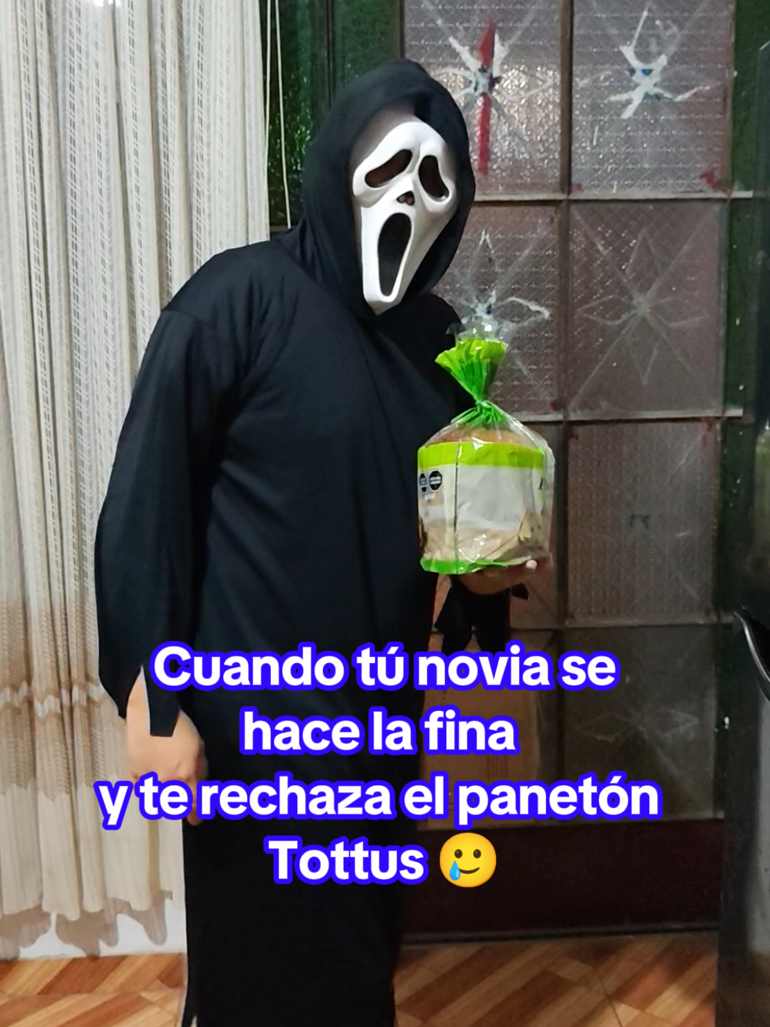 Me rechazó el panetón Tottus 🥲 #ghostfaceperucho #viraltiktok #paratiiiiiiiiiiiiiiiiiiiiiiiiiiiiiii #tiktokcomedy #fyp 
