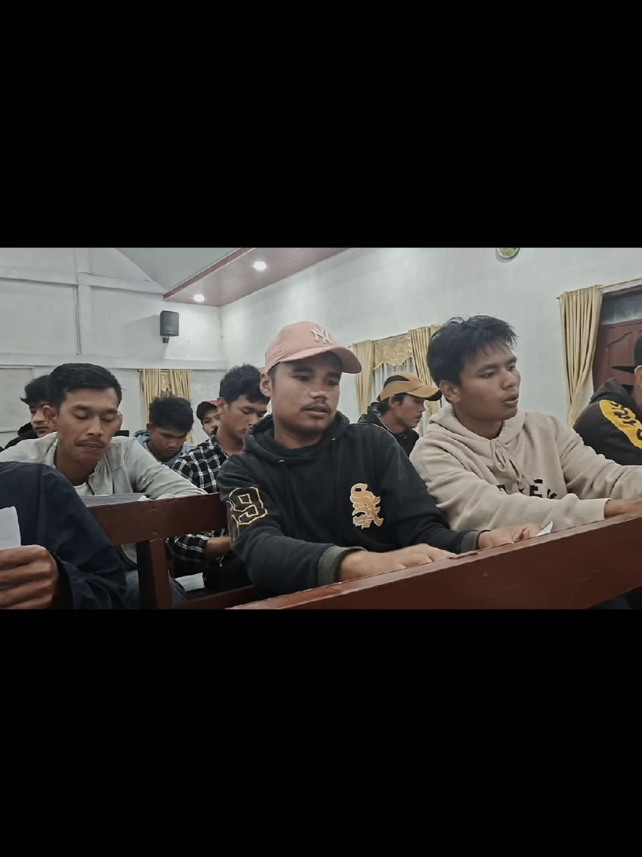 abang ga cuman aktif di lapo tuak dek😂😅#fyp #fy #immh #ikatanmudamudihutaginjang 