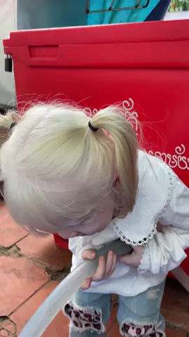 ក្មួយណាគេក៏ល្អែងម្លេះ😍☺️