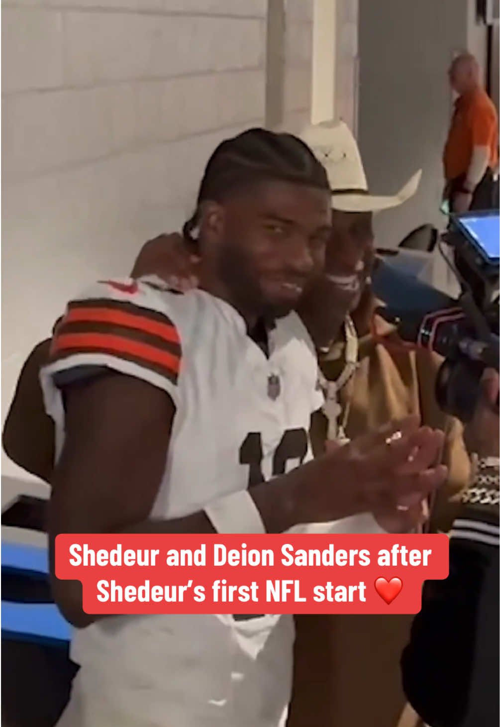Shedeur and Deion share a moment after the Browns’ win over Las Vegas 🫶 (via @Yahoo Sports) #nfl #football #nflfootball #shedeursanders #deionsanders