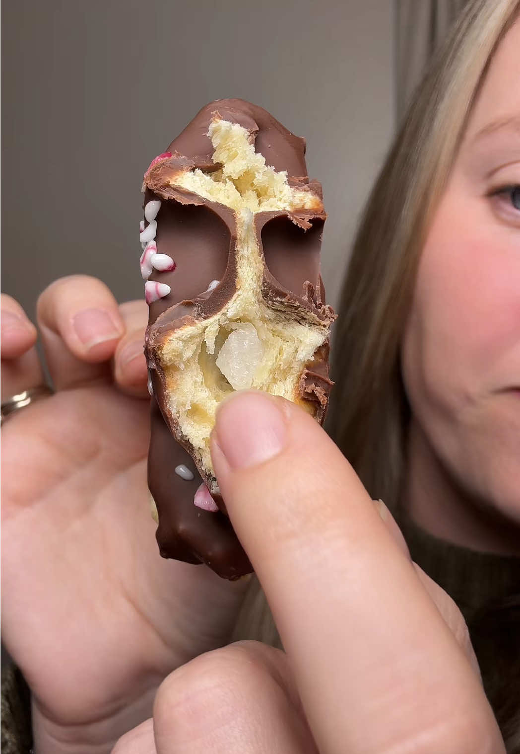 Shop small this holiday season! @bruges.belgian.bistro  #liegewaffles #peppermint #gingerbread #supportsmallbusiness #tiktokshopblackfriday 