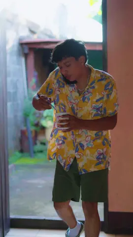 Porque me pasa esto a mí?😭😭😭.  @Chevo Cámara: @Jorge castillo🎸 #viral #comedia #maruchan 