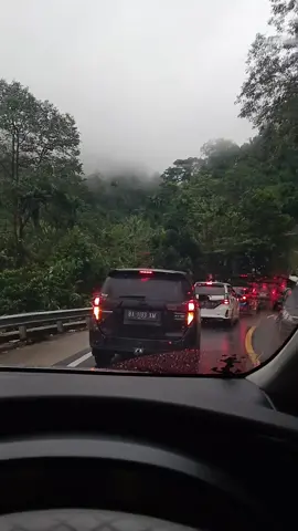 @JANGKAR ⚓ DARAT @Fahri travel Pekanbaru @INNOVA DIESEL INDONESIA @Fahri Travel Padang_Pku @Okky Sahputra #silaing_padangpanjang ##travelsumbarriau #travelpadangpekanbaru 