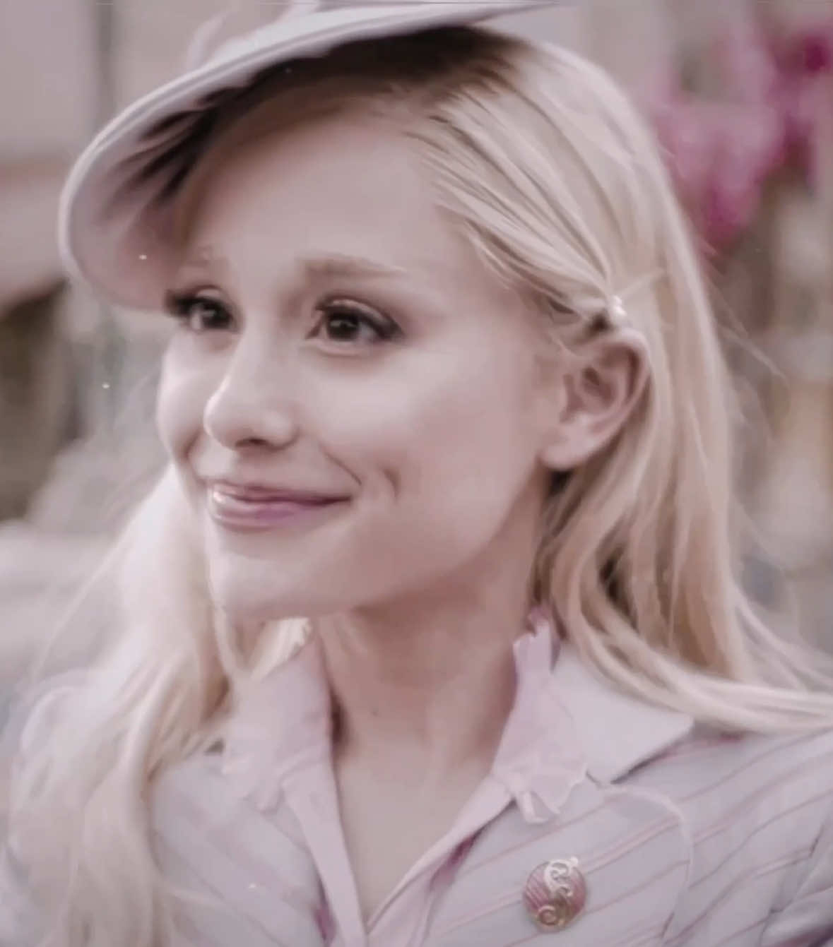 Im still recovering from wicked for good so im coping by making edit 😭 #fyp #glinda #glindaedit #arianagrande #wicked  Ac @audios  Scp buterascp Glinda edit | Galinda edit | Ariana grande edit | wicked edit | 60 fps edit | high quality edit | videostar edit | wicked part 1 edit