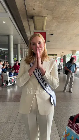 Welcome back to Vietnam. Miss Cosmo Netherlands  #misscosmo 