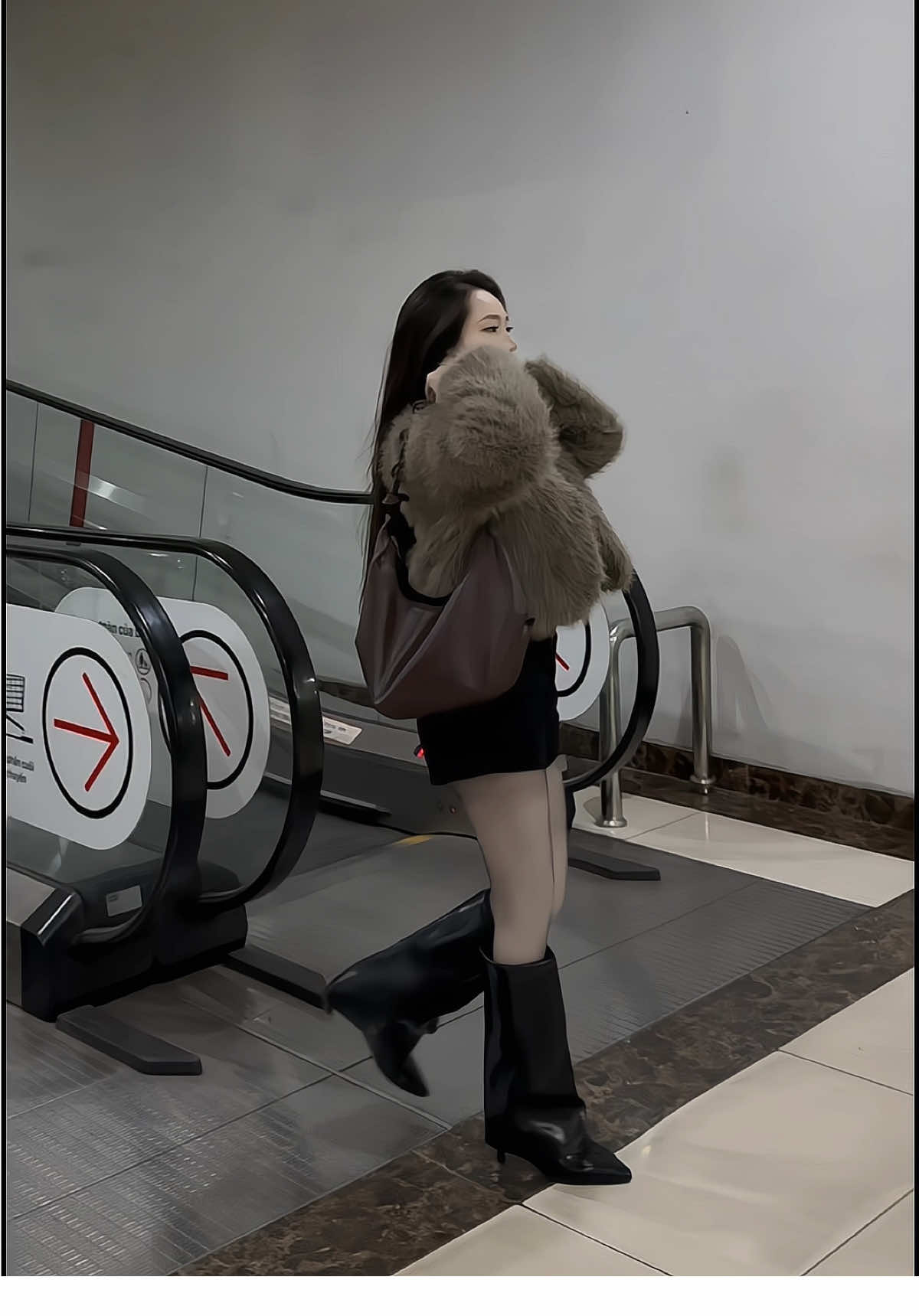 Tui mê cái outfit này dã man các bà ơiii  #khanhlinhdoxinh #outfit #viral #aolong #aokhoaclong 