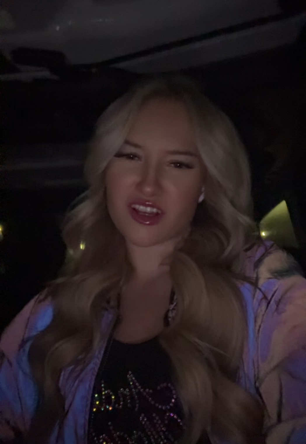 I love this song 😁 #maneater #huzz #fypシ #blonde 