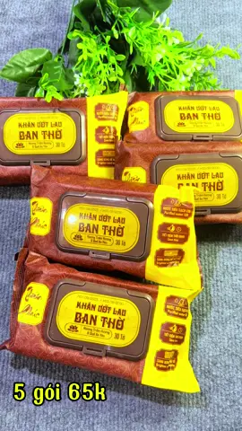 Khăn ướt lau bàn thờ hương trầm và quế #emchintaphoa #xh #xuhuong #khanuotlaubantho 