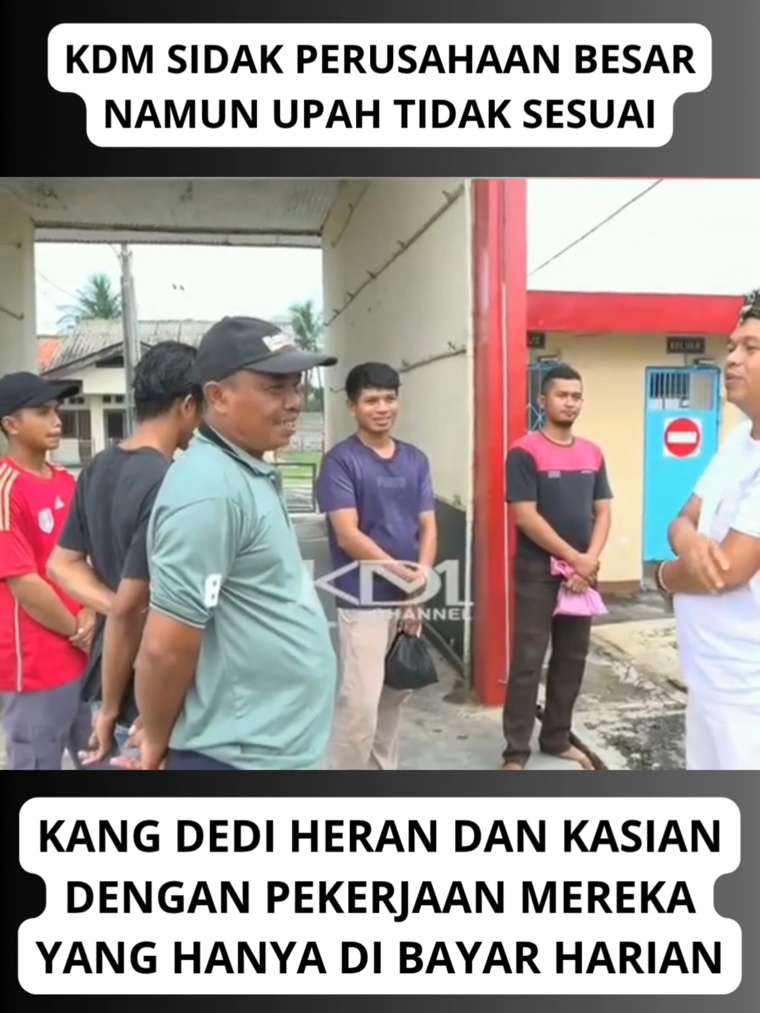KDM sidak ke perusahaan besar dan menemukan upah yang tidak sesuai! 😟 Beliau heran dan kasihan melihat para pekerja hanya dibayar harian padahal kerja keras. Ini harus jadi perhatian serius agar hak-hak pekerja terpenuhi. Kesejahteraan rakyat adalah yang utama. 🙏 #KDM #kangdedimulyadi #gubernurjawabarat #kdmcalonri #KdmForPresiden #kdmpresiden2029 #beritaviral