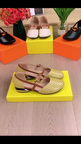 #sepatuwanita #sepatupremium #sepatumurah 