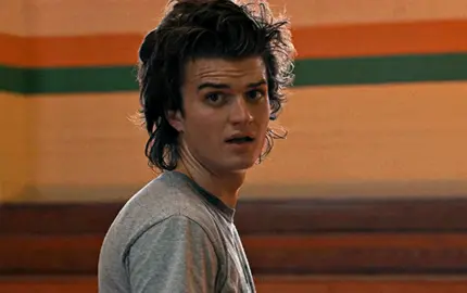 you’re an idiot steve harrington #steveharrington #fyp #gifedit #strangerthings #viral 
