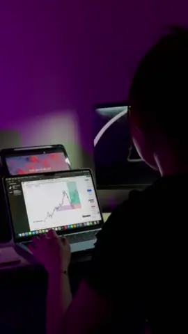 tiap hari tak ajakin tor monitor ketua😘 #forextrader #tante_el #trading #traderindonesia #tradercantik 