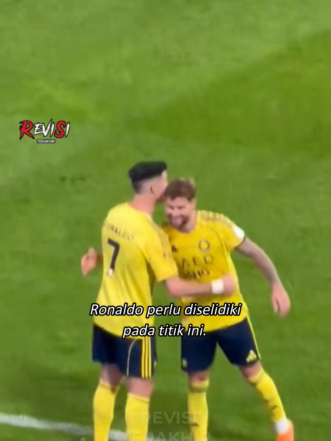 Kok bisa Ronaldo di usia 40 tahun cetak gol salto seperti ini?! 😳🤯 #trending #fyp #footballtiktok