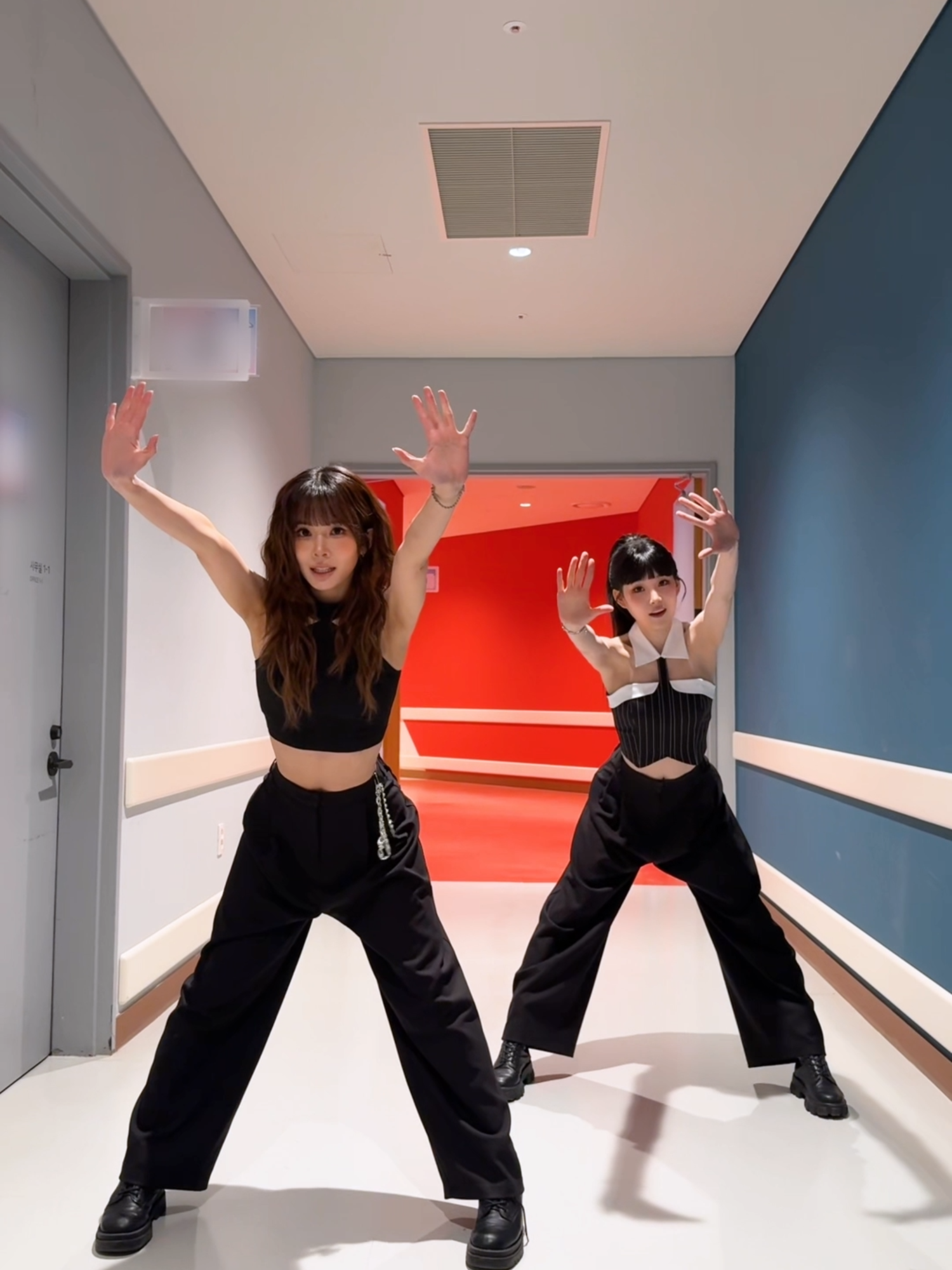 🦭: 이거 때문에 근육통이 왔습니다. #tripleS #트리플에스 #トリプルS #トリプルエス #トエス #Kotone #코토네 #コトネ #JiYeon #지연 #ジヨン