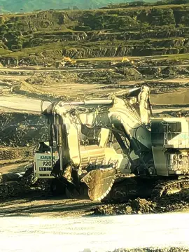 gacorr lek #fyp #tambangbatubara #fypシ #trending #cinematic 