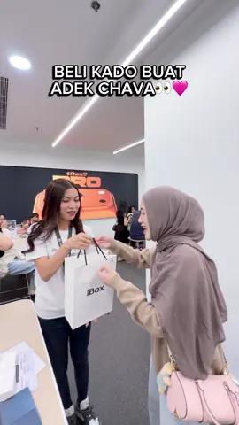 bingung kadoin chava apa karna pasti udah punya semua😭