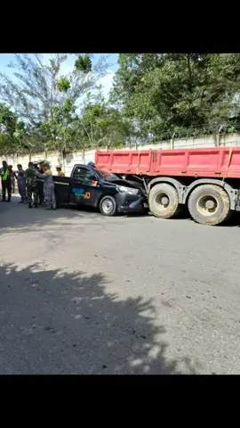Laka di Jalan Minyak,  Depan kantor Pertamina Manintenanca & constructions. Belum ada info kronologi nih... #balikpapan #radiotiktok #patrolikota 