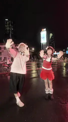 Dễ thương quá ạ chấm điểm ii 2 anh @CONGB - 콩비 @DILLAN #trending #tiktokgiaitri #tiktokdancevn #kyeolchiiuminhanh #anhtraisayhi @AILI 