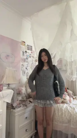 🌧️  Sweater from @Codibook  #outfitinspo #OOTD #outfitideas  