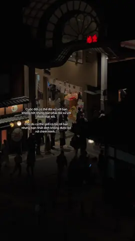 Nếu không tự thương lấy bản thân mình trước thì sẽ không ai đến để thương lấy mình đâu…