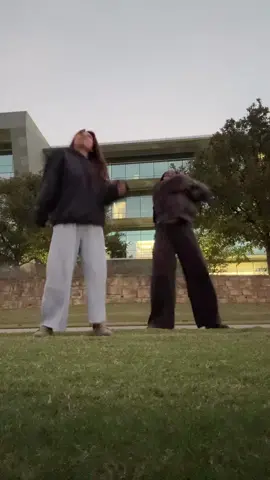 Break yo leg 🦵🏾 @bbygigi #dance #legs 