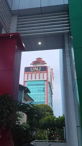 cocok banget kalo lagi ada acara disekitar rawamangun mah, murcee ✨ #hoteltopnovember #staycation #staycationjakarta #hoteljakarta #hotelmurahjakarta 