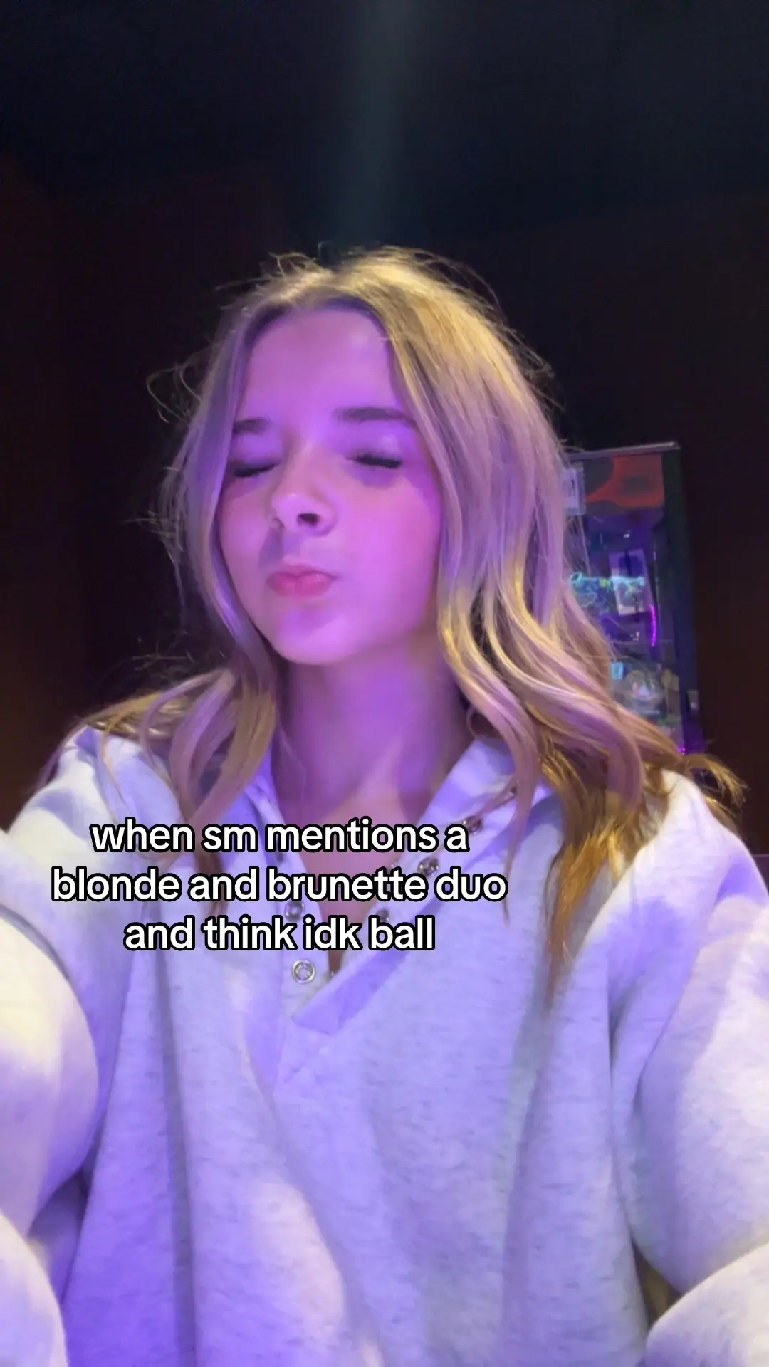 #bsf #blonde #brunnette #viralvideo #makethisviral @ellie.tofineee 