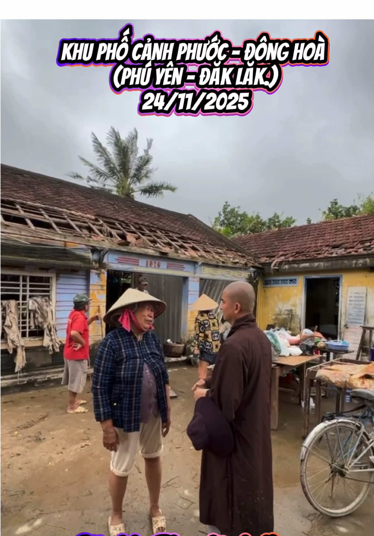 Sáng nay 24/11/2025 đoàn đã đến thăm hỏi trao gửi quà tại Khu Phố Cảnh Phước - Đông Hoà - Phú Yên   Đăk Lăk. #thuongvemientrung #SP #ThíchMinhThiền 