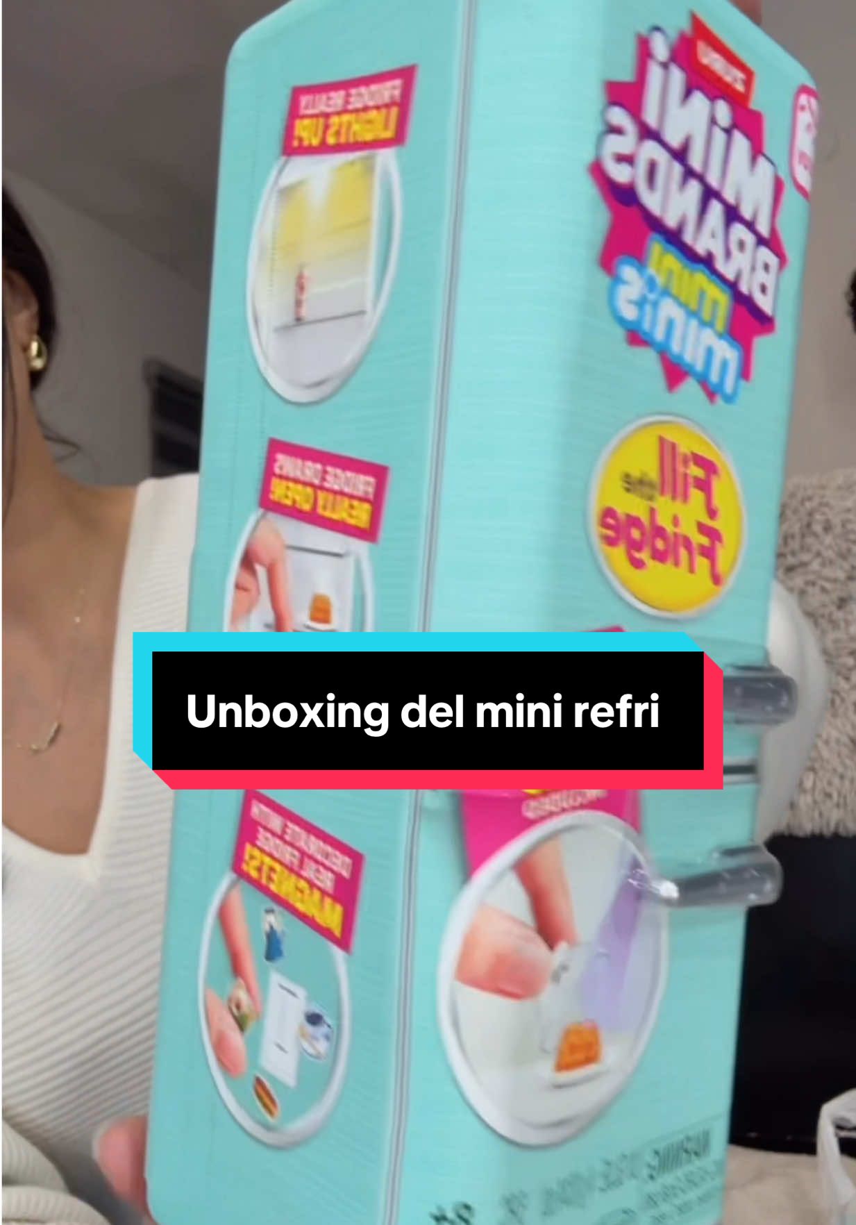Unboxing del mini refri #missvanessa #minirefri #minirefrigrator #missvanessa❤️ #unboxing 